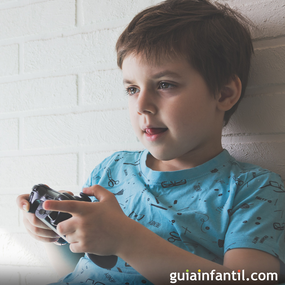 Preguntas para saber si tu hijo es adicto a videojuegos como Fortnite