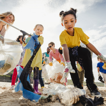 Con un clic los niños podrán limpiar y recuperar una playa
