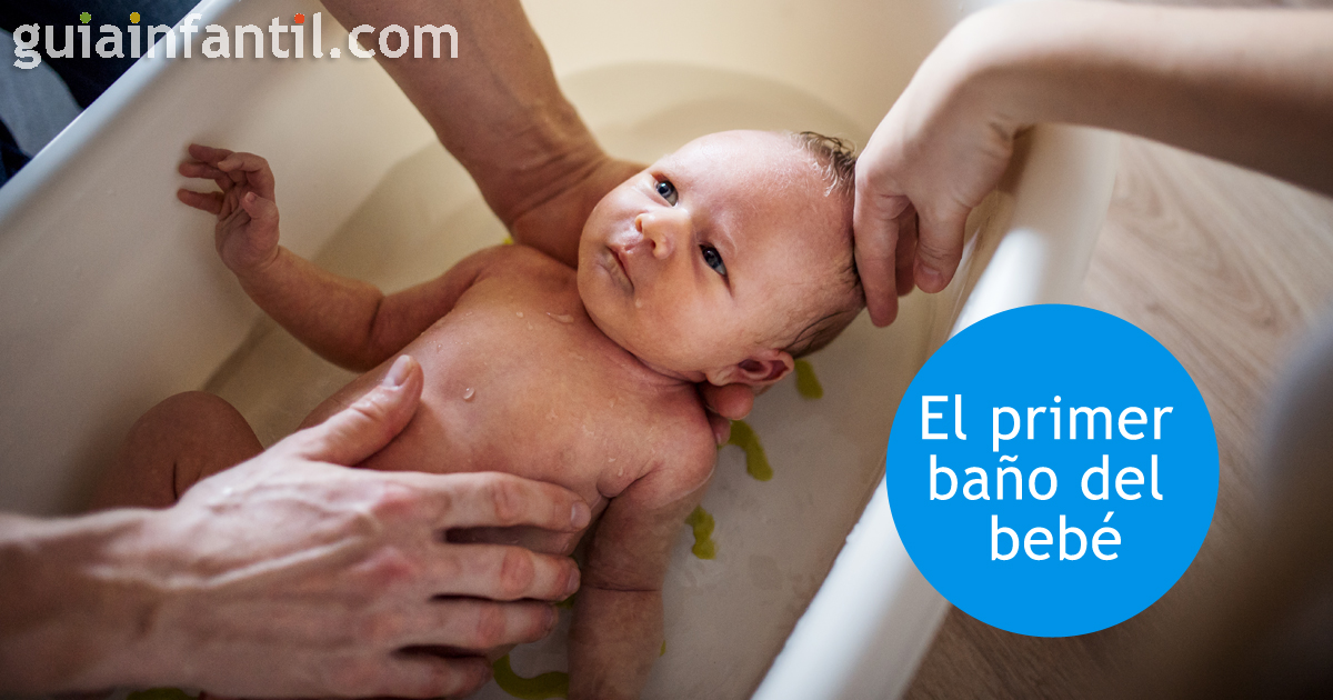 El primer baño del bebé - Consejos de higiene para padres primerizos