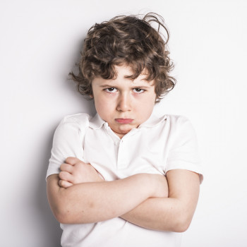 El peligro de no trabajar los celos con los niños en casa