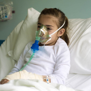 Síntomas de neumonía que pueden confundirse con coronavirus en niños y adultos