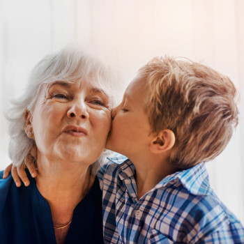 Día de los Abuelos. Mensajes y frases de los niños que les emocionarán