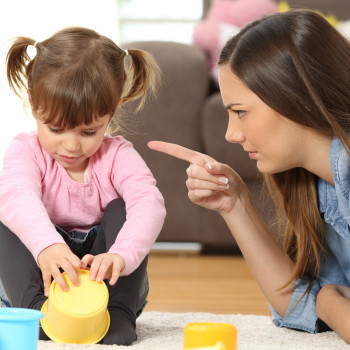 Qué hacer si tu hijo te insulta o te maltrata psicológicamente