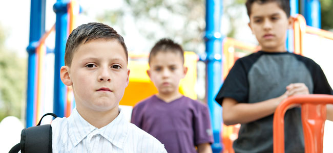 Cómo ayudar a los niños a soportar la presión de grupo
