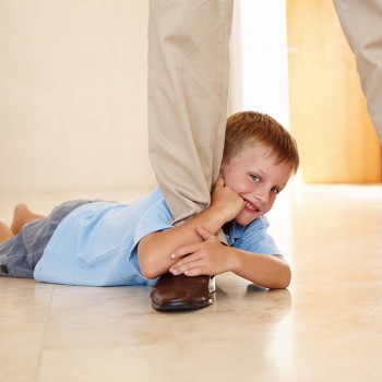 Niños poco autónomos que no hacen nada por sí mismos