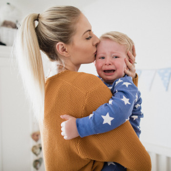 Lo que un niño necesita de sus padres cuando llora o tiene una rabieta
