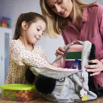 Pautas para el almuerzo de los niños en el colegio en la era COVID19