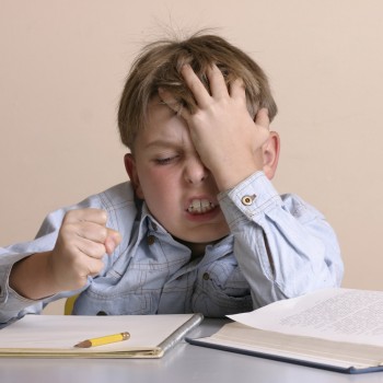 Aprende a controlar el mal humor de tus hijos sin alterar tus nervios