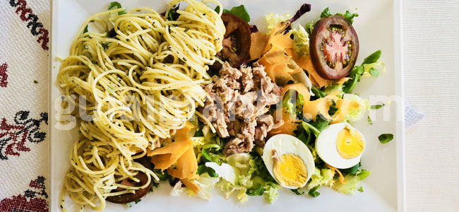 Ensalada de espaguetis. Paso 4