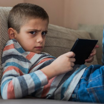 Receta para saber qué hacer cuando tu hijo te desafía o provoca