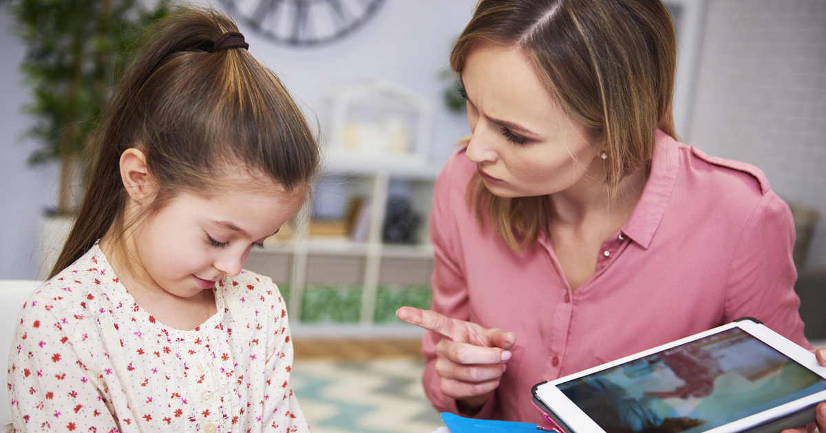 La agresividad de adolescentes por el tiempo de pantallas