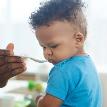 Cuando los niños no quieren comer porque están tristes, ¿qué hacer?