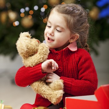 Ordenar y hacer sitio a los juguetes nuevos de los niños por Navidad