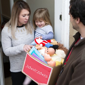 6 mágicos juegos de Navidad para enseñar a los niños a ser solidarios