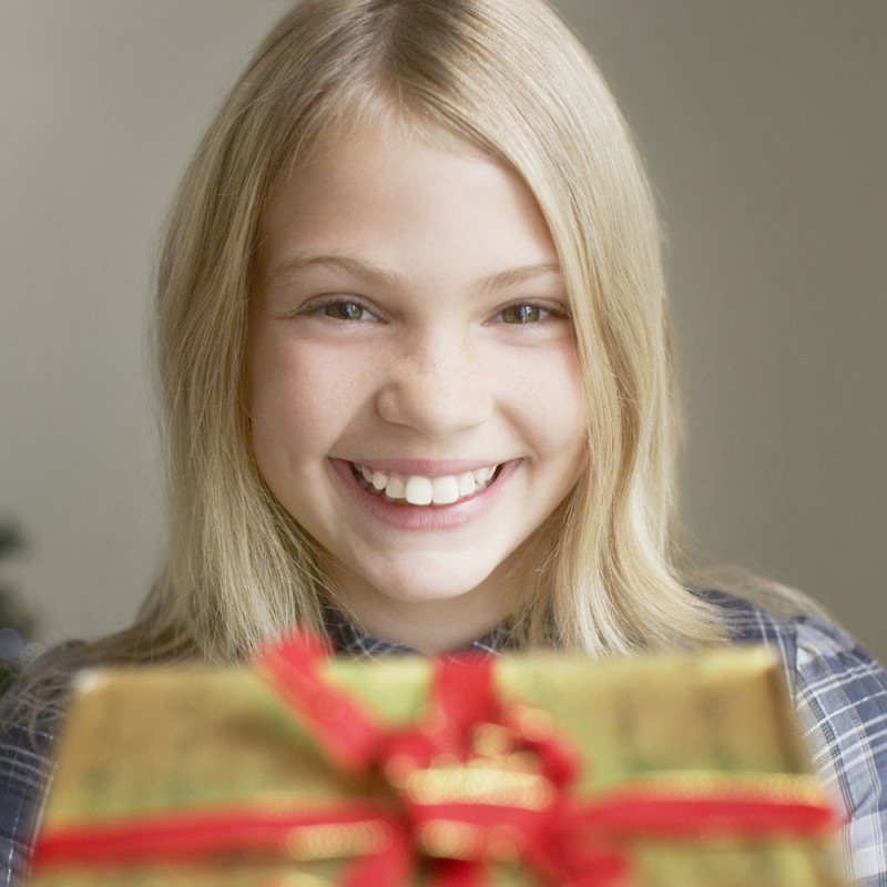 Gift for Teens Program - Programa de regalos para Adolescentes