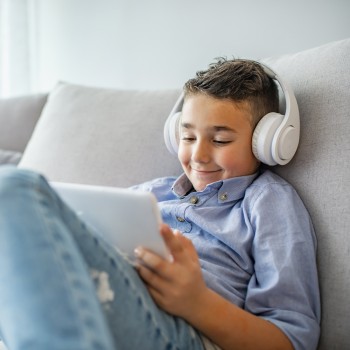 6 peligros de los juegos online para niños que todo padre debe conocer