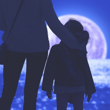 Sé como la luna y acepta todas las fases de tu hijo