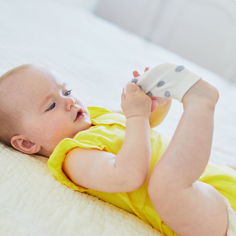 Calcetines o patucos para bebés: argumentos a favor en contra