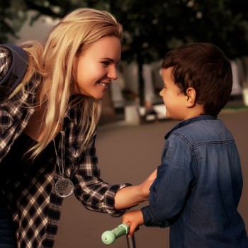 24 frases positivas y negativas que una madre más repite a sus hijos