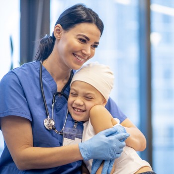 Qué es un trasplante de médula ósea en niños