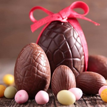 Huevos de Pascua de chocolate. Receta para niños