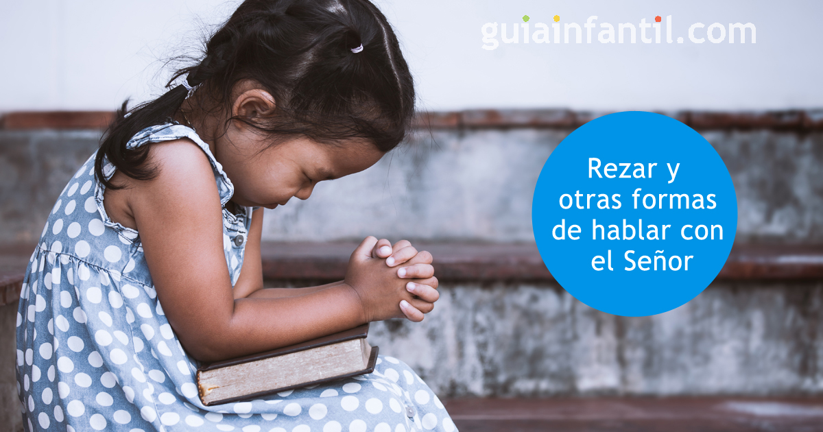 niños que rezan