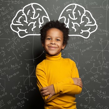 El cerebro de los niños necesita jugar y tener rabietas para ser feliz