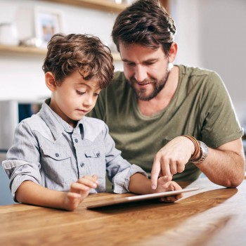 9 consejos para niños sobre el uso seguro de Internet y las pantallas
