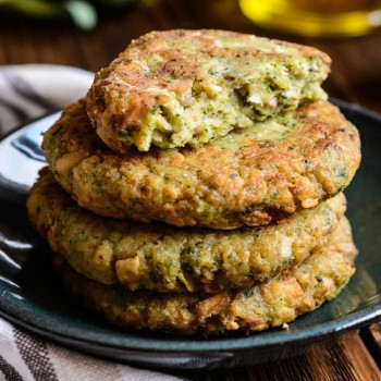 Hamburguesa de brócoli. Receta casera para los niños