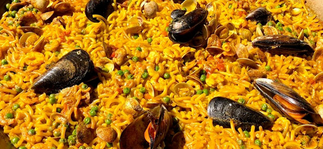 Receta de fideuá de marisco, paso a paso