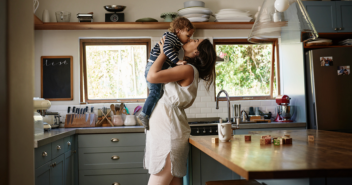 Cómo son las madres y padres felices con sus hijos