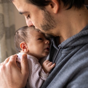 Cómo afrontar ser un papá adolescente