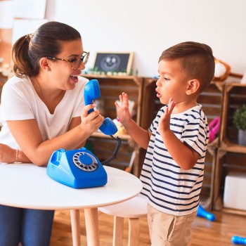 Cómo ayudar al niño que pronuncia mal y no se le entiende cuando habla