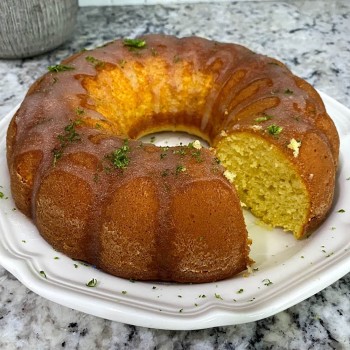 Receta casera del mejor bizcocho de limón con glaseado