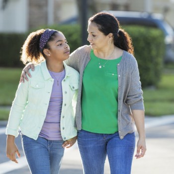 Eres mujer y otras frases prohibidas al hablar de la regla con tu hija