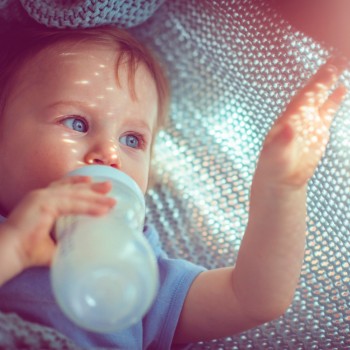 Leche de crecimiento a partir de 1 año: una opción para el bebé frente a la leche de vaca
