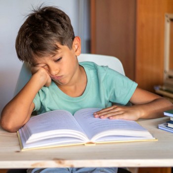 Cómo ayudar a mi hijo a estudiar para un examen