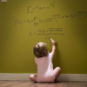 9 nombres para niñas inspirados en científicas que tu hija llevará con orgullo
