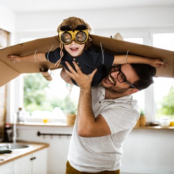 9 reflexiones de los padres para educar a niños felices, libres y creativos