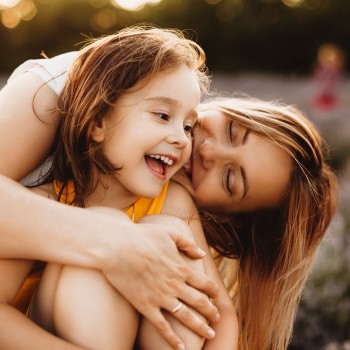 Asegúrate de que tu hijo sabe lo mucho que lo amas (no basta con decirlo)