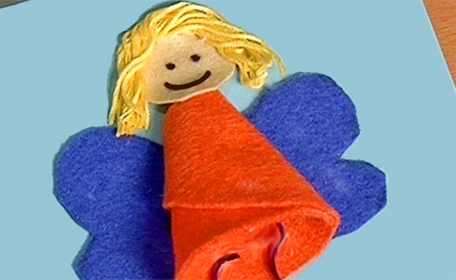 postal con ángel de navidad en fieltro