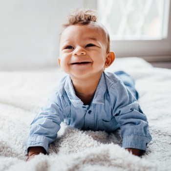 Bellos nombres griegos para 2022 - Guía de nombres para niños y niñas