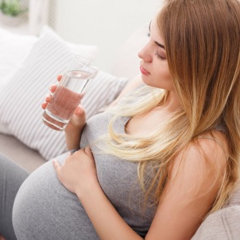 Qué comer para evitar el estreñimiento durante el embarazo