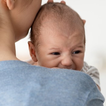 Cómo aliviar los dolores por gases en los bebés ¡son desesperantes!