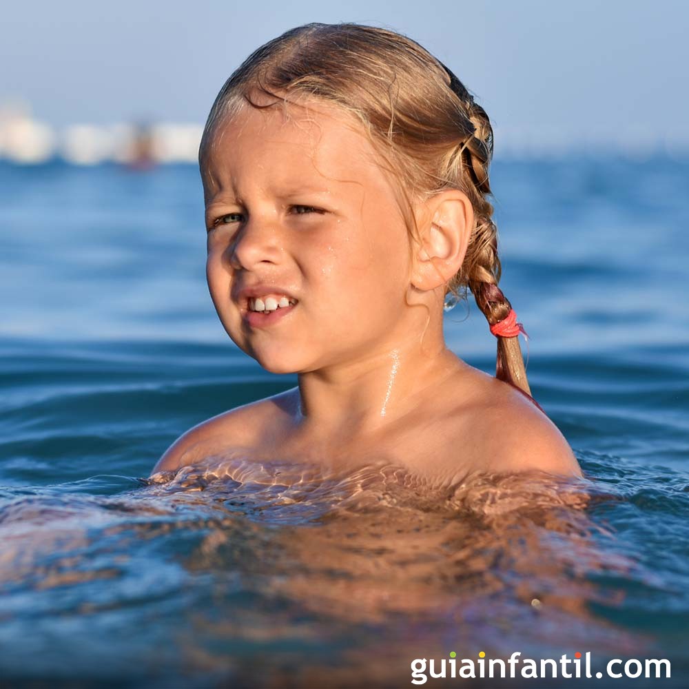 Cómo evitar la otitis del nadador - Infección de oído en niños