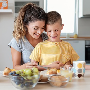 9 temas de conversación delicados a evitar en la mesa con los niños