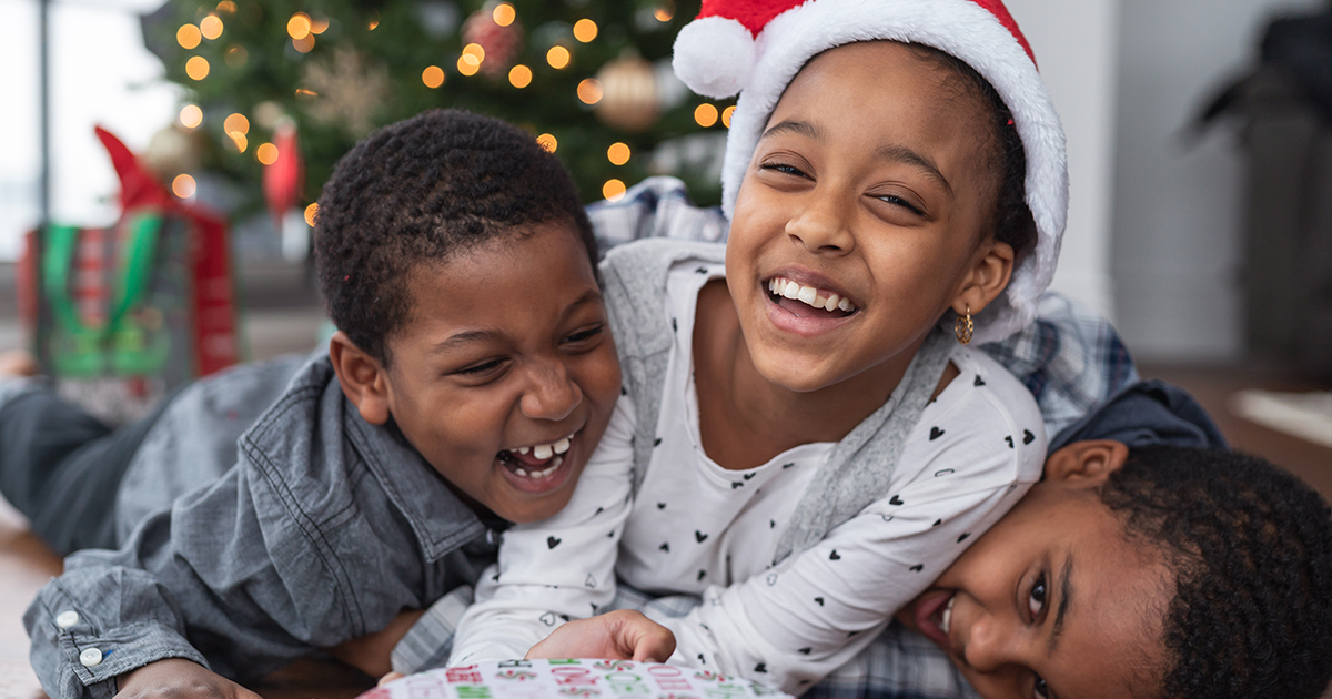 Niños agradecidos en navidades