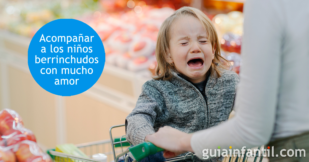 Niña hace berrinche porque su mamá le regaló los libros de