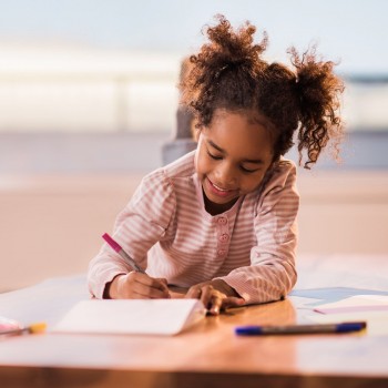 El juego del stop para que los niños aprendan a leer y escribir