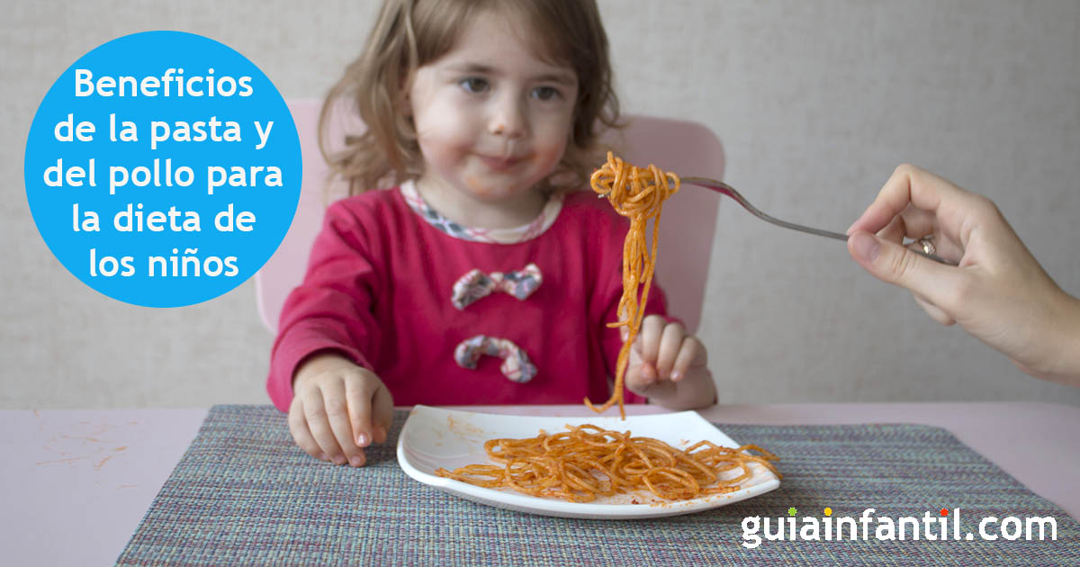 qué aportan la pasta y el pollo a los niños